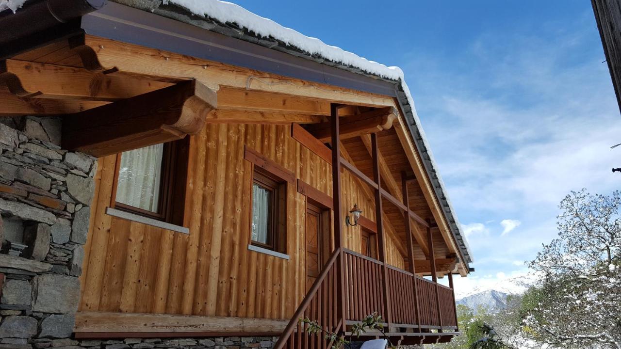 Eco Chalet Maison Dominique Challand-Saint-Anselme Exteriör bild
