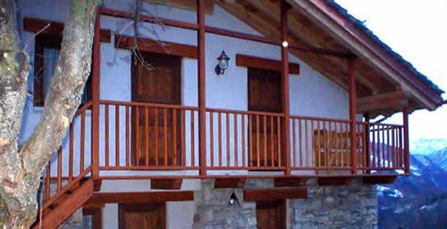 Eco Chalet Maison Dominique Challand-Saint-Anselme Exteriör bild